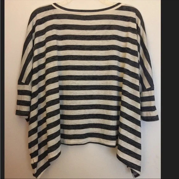 Express Striped Oversized Batwing Top express burnout top striped top dolman top - Picture 3 of 6